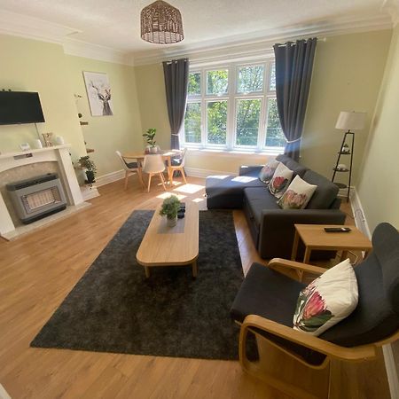 Spacious Guest Flat Near Roundhay Park Leeds  Exteriör bild